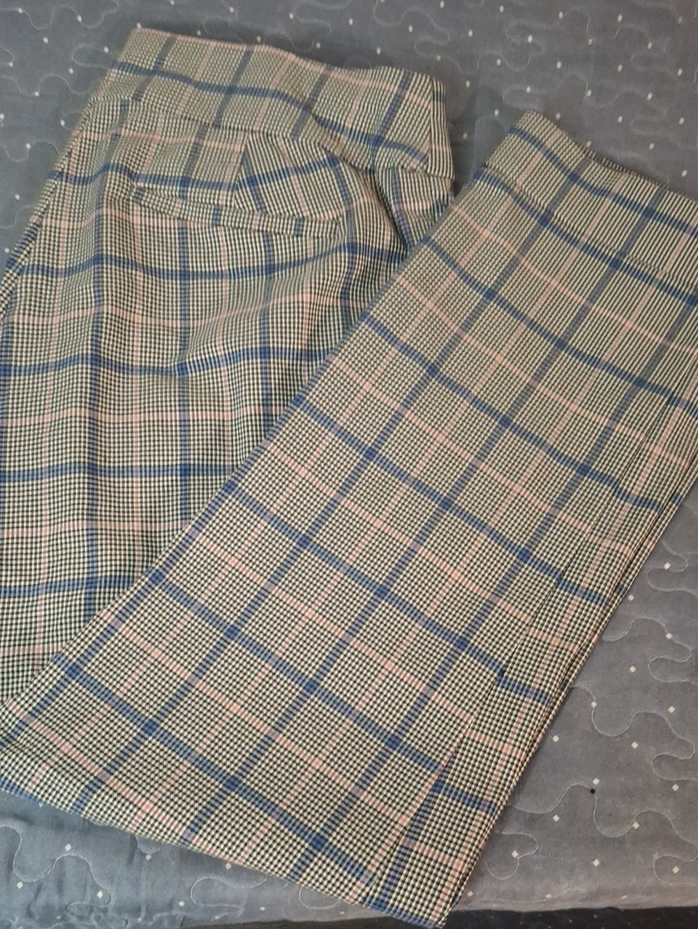 New York and Company Plaid Women's Dress Pants size medium